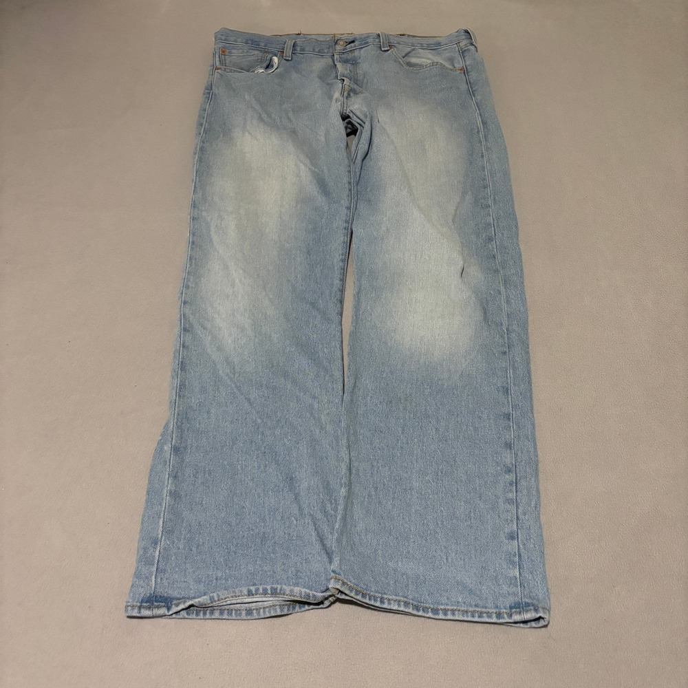 Levis 501 Mens Original Fit 38x32 Light Wash Blue Denim Button Fly Jeans Casual